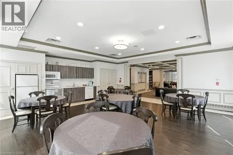 442 Maple Avenue Burlington ON L7S 2L7