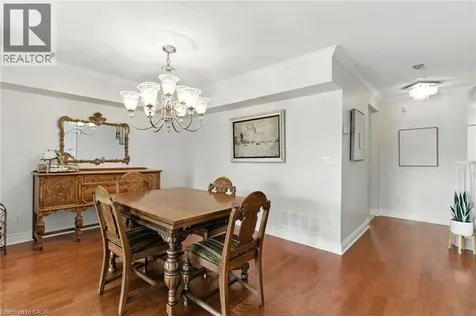 442 Maple Avenue Burlington ON L7S 2L7
