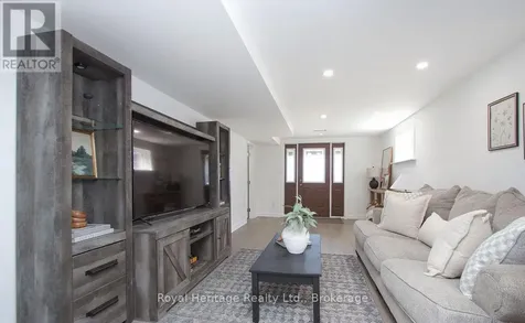 56 Pine Point Lane Scugog ON L9L 1B4