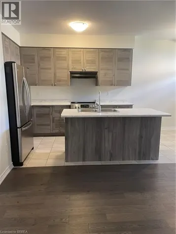 18 Mclaren Avenue Brantford ON N3T 0T3