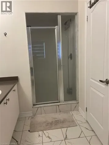 18 Mclaren Avenue Brantford ON N3T 0T3