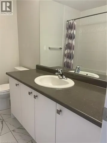 18 Mclaren Avenue Brantford ON N3T 0T3