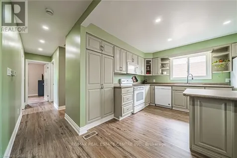 27 Ludlow Crescent Brantford ON N3P 1V2