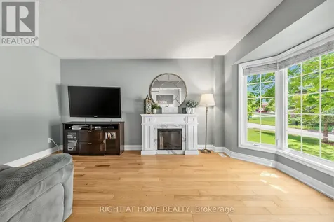 2114 Hughes Drive Innisfil ON L0L 1R0
