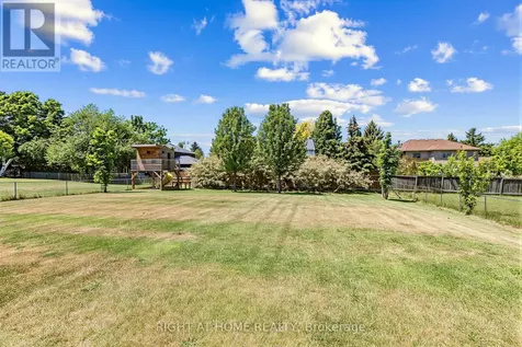 2114 Hughes Drive Innisfil ON L0L 1R0