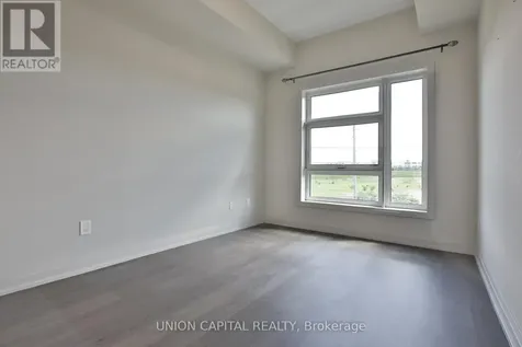 555 William Graham Drive Aurora ON L4G 7C4