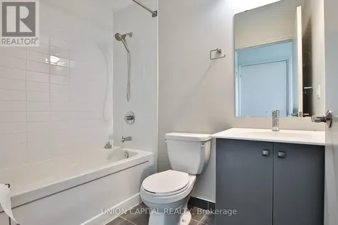 555 William Graham Drive Aurora ON L4G 7C4