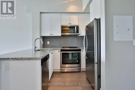555 William Graham Drive Aurora ON L4G 7C4