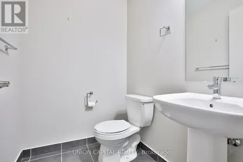 555 William Graham Drive Aurora ON L4G 7C4