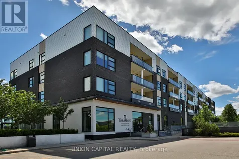 555 William Graham Drive Aurora ON L4G 7C4