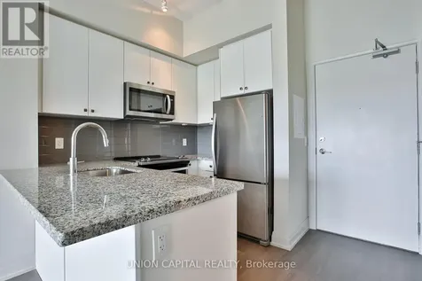 555 William Graham Drive Aurora ON L4G 7C4