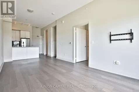 555 William Graham Drive Aurora ON L4G 7C4