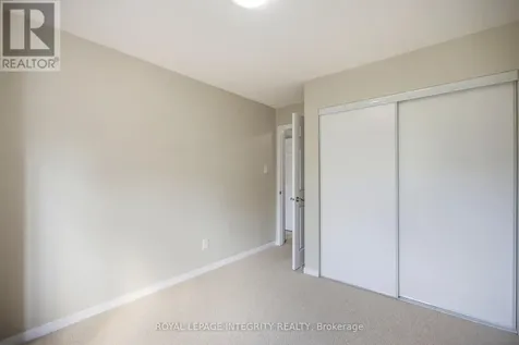 354 Rolling Meadow Crescent Ottawa ON K1W 0A7