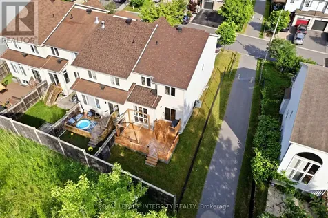 354 Rolling Meadow Crescent Ottawa ON K1W 0A7