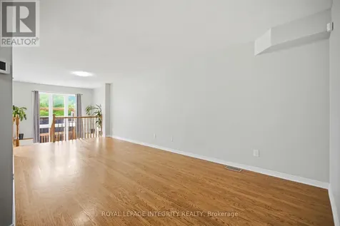 354 Rolling Meadow Crescent Ottawa ON K1W 0A7