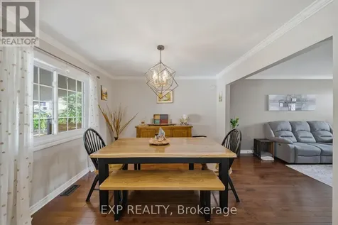 129 Pimprenelle Terrace Ottawa ON K1E 3S7
