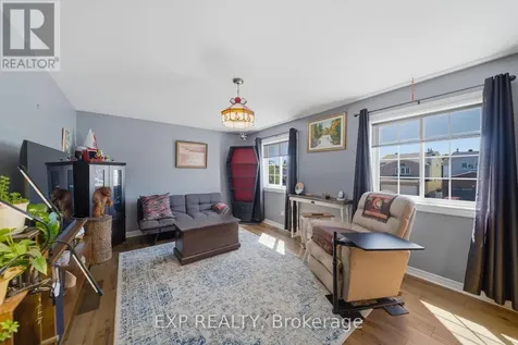 129 Pimprenelle Terrace Ottawa ON K1E 3S7