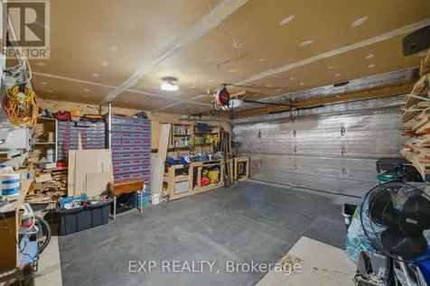 129 Pimprenelle Terrace Ottawa ON K1E 3S7