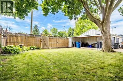 82 Mcfadden Avenue Chatham ON N7M 1Y6