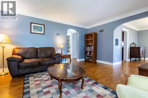 82 Mcfadden Avenue Chatham ON N7M 1Y6