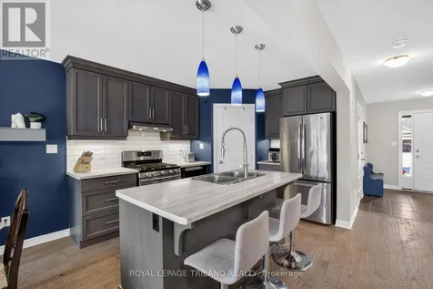 17 Bridle Path St. Thomas ON N5R 0B4