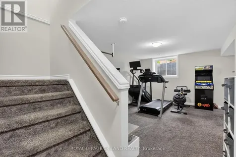 17 Bridle Path St. Thomas ON N5R 0B4