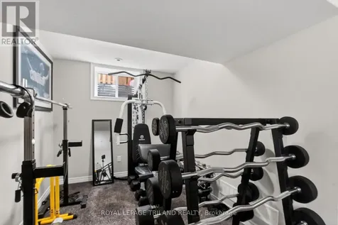 17 Bridle Path St. Thomas ON N5R 0B4