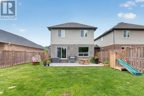 17 Bridle Path St. Thomas ON N5R 0B4