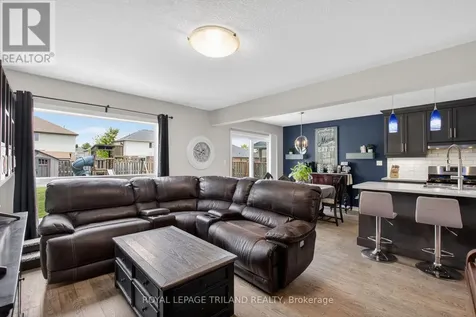 17 Bridle Path St. Thomas ON N5R 0B4