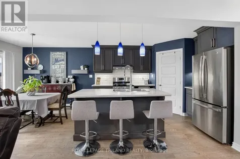 17 Bridle Path St. Thomas ON N5R 0B4
