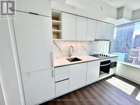 8 Wellesley Street West Toronto (bay Street Corridor) ON M4Y 1E7