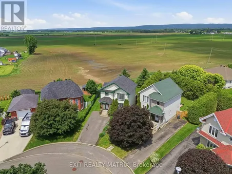 871 Pilon Street Hawkesbury ON K6A 3P8