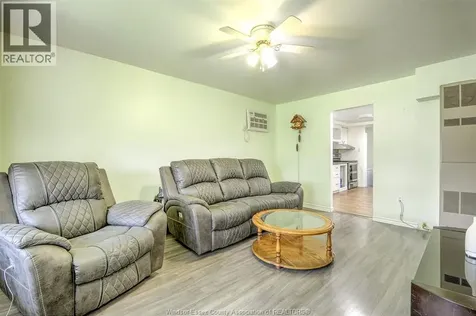 2354 Highland Avenue Windsor ON N8X 3S5