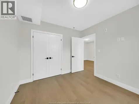 11646 Tecumseh Road East Windsor ON N8N 1L7