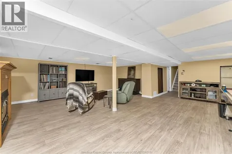 5730 Canada Street Lasalle ON N9H 1M3