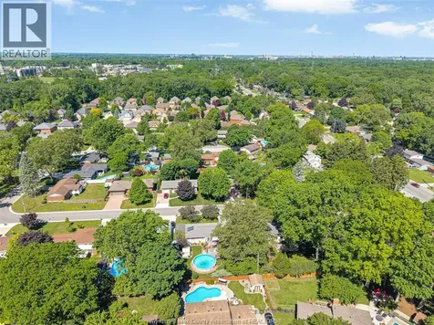 5730 Canada Street Lasalle ON N9H 1M3