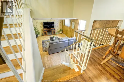 1651 Courtland Windsor ON N8T 3K5