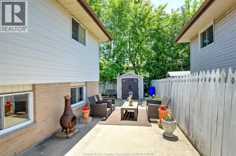 1651 Courtland Windsor ON N8T 3K5