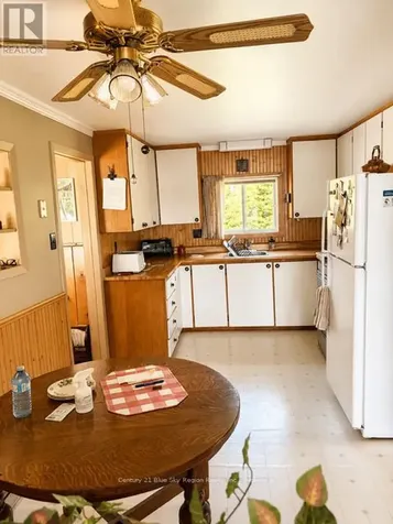 7408 Highway 11 North Temagami ON P0H 2H0