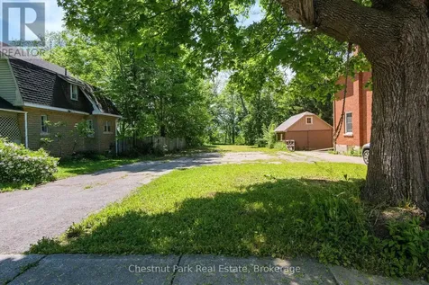 956 6th Avenue East Owen Sound ON N4K 2V4