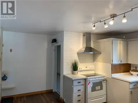 561 Burton Avenue Greater Sudbury ON P3C 4K8