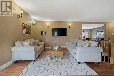 9 Countryside Drive Sudbury ON P3E 5A2