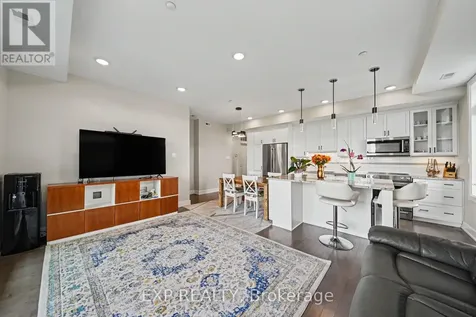 615 Longfields Drive Ottawa ON K2J 6J3