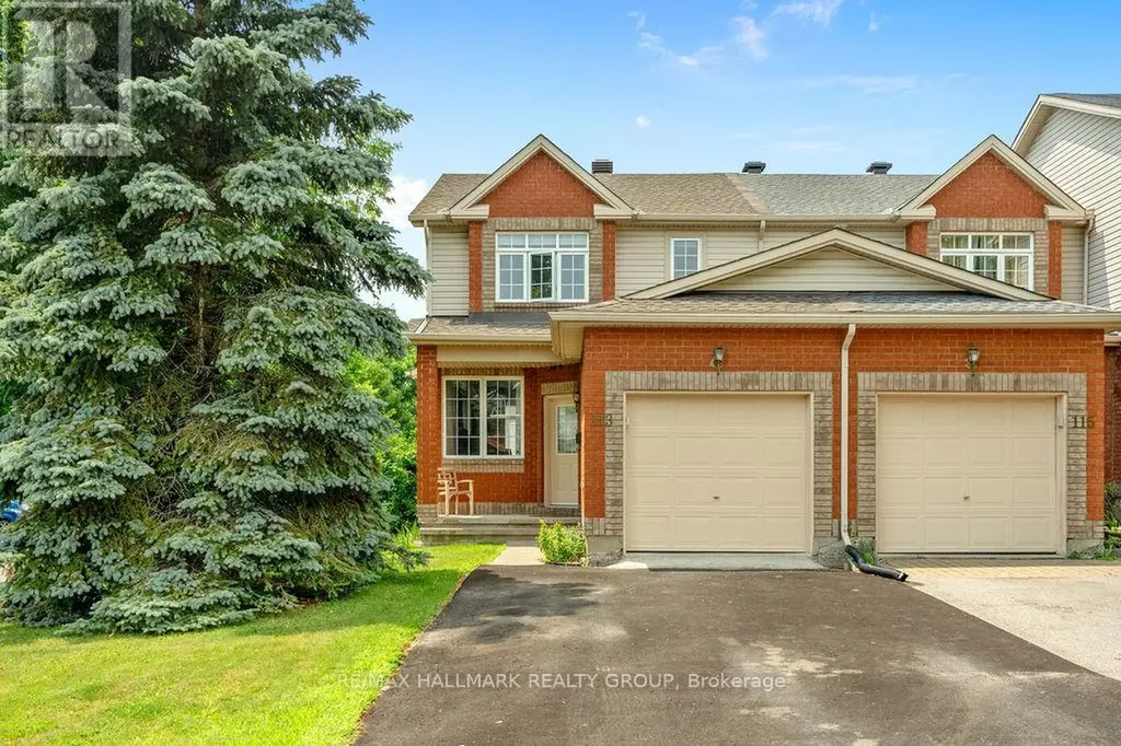 113 Carwood Circle Ottawa ON K1K 4V5