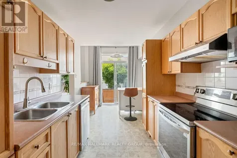 113 Carwood Circle Ottawa ON K1K 4V5