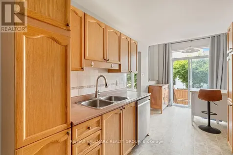 113 Carwood Circle Ottawa ON K1K 4V5
