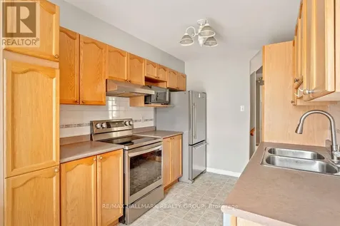 113 Carwood Circle Ottawa ON K1K 4V5