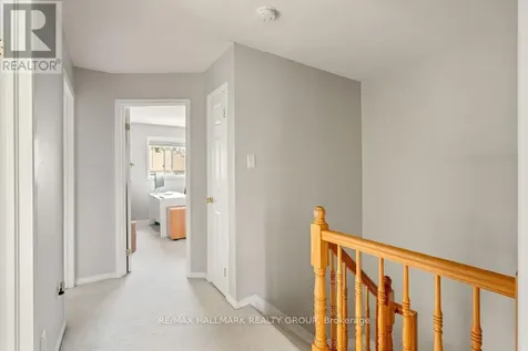 113 Carwood Circle Ottawa ON K1K 4V5