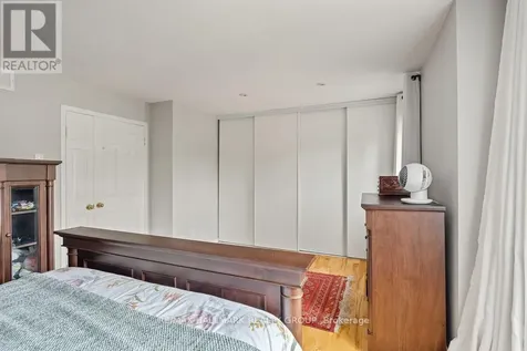 113 Carwood Circle Ottawa ON K1K 4V5