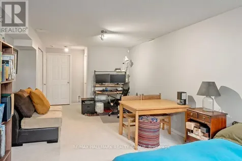 113 Carwood Circle Ottawa ON K1K 4V5